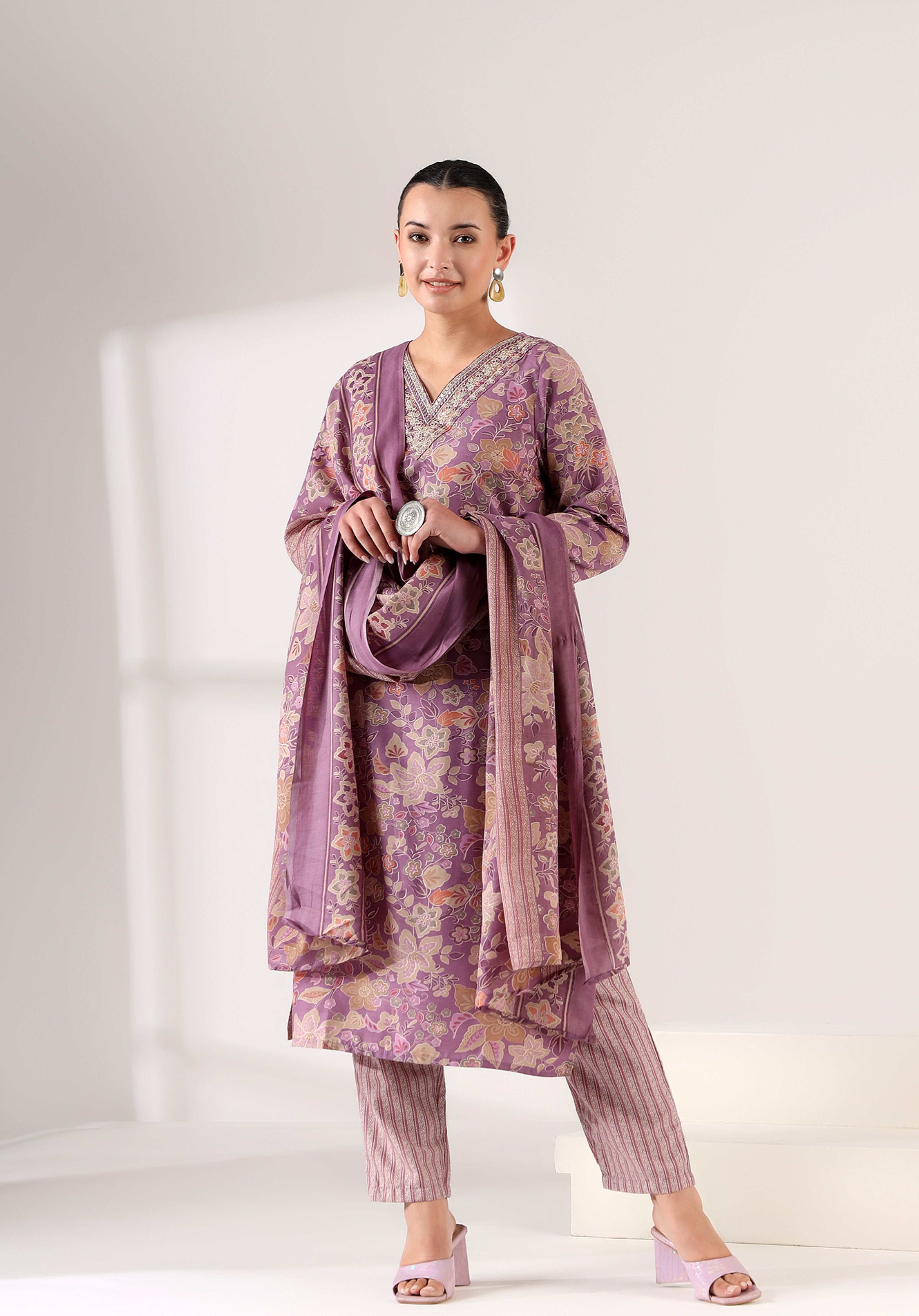 Kashmiri Kashish Suit Set