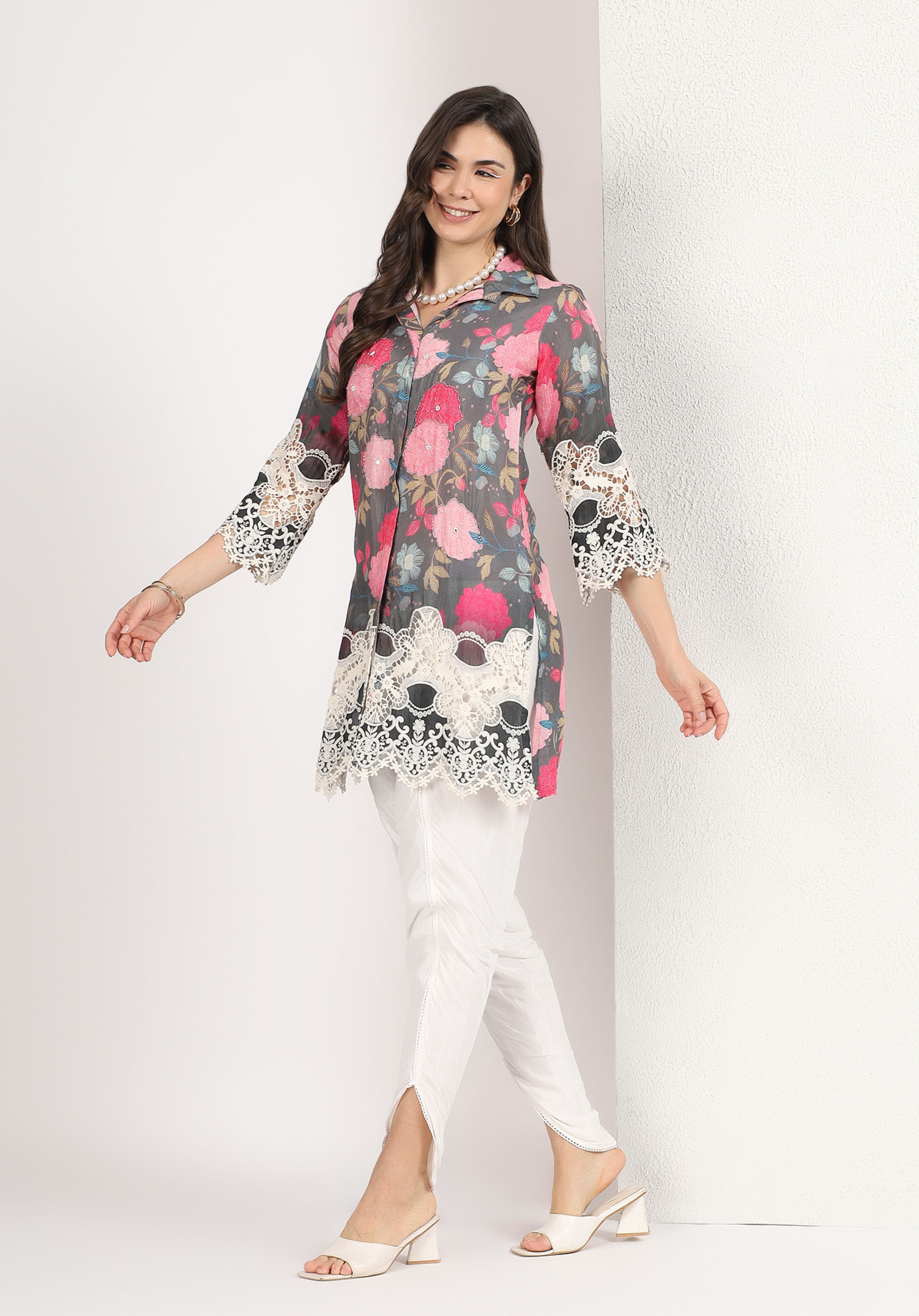 Grey Ojasvi Kurta Set