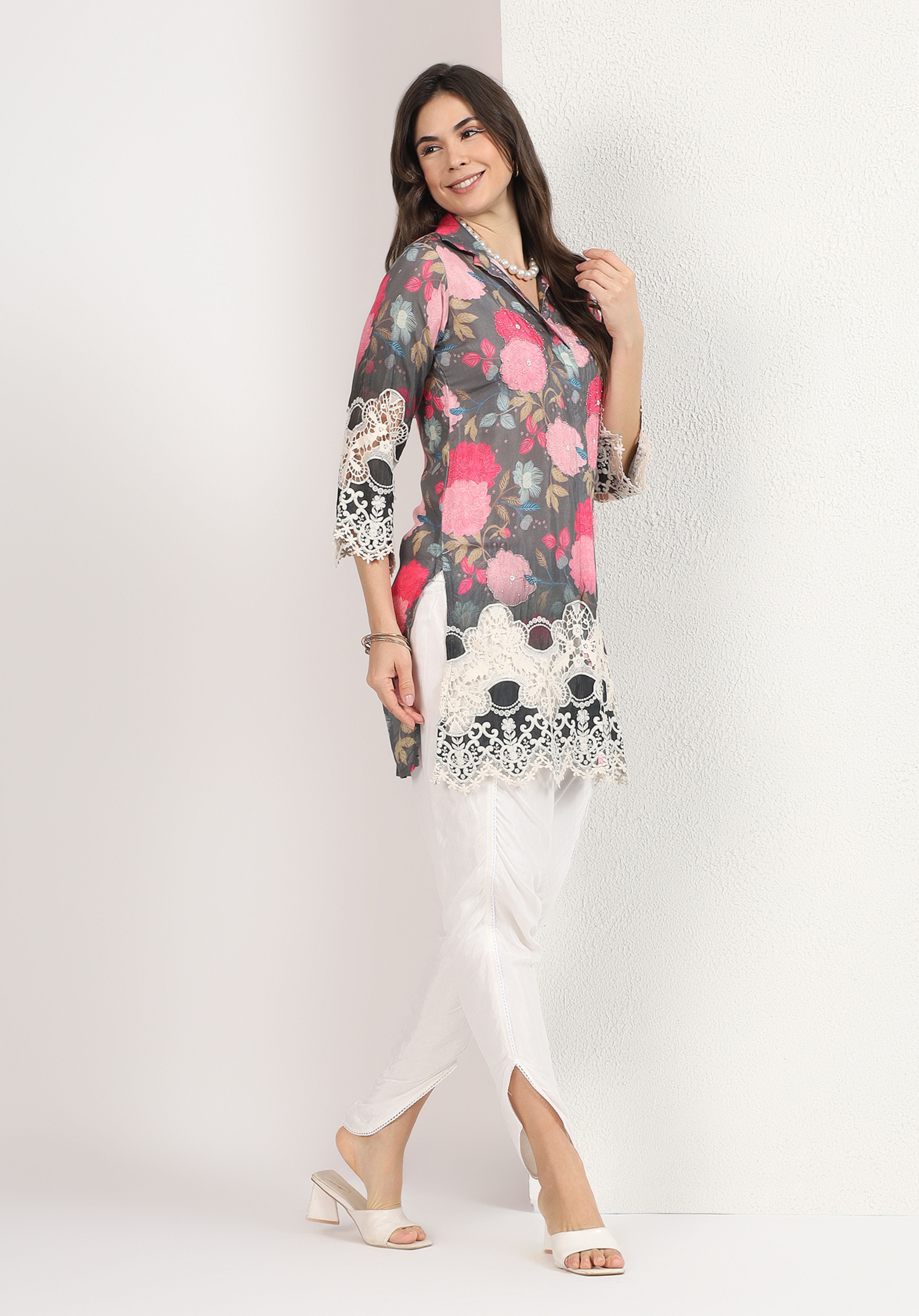 Grey Ojasvi Kurta Set