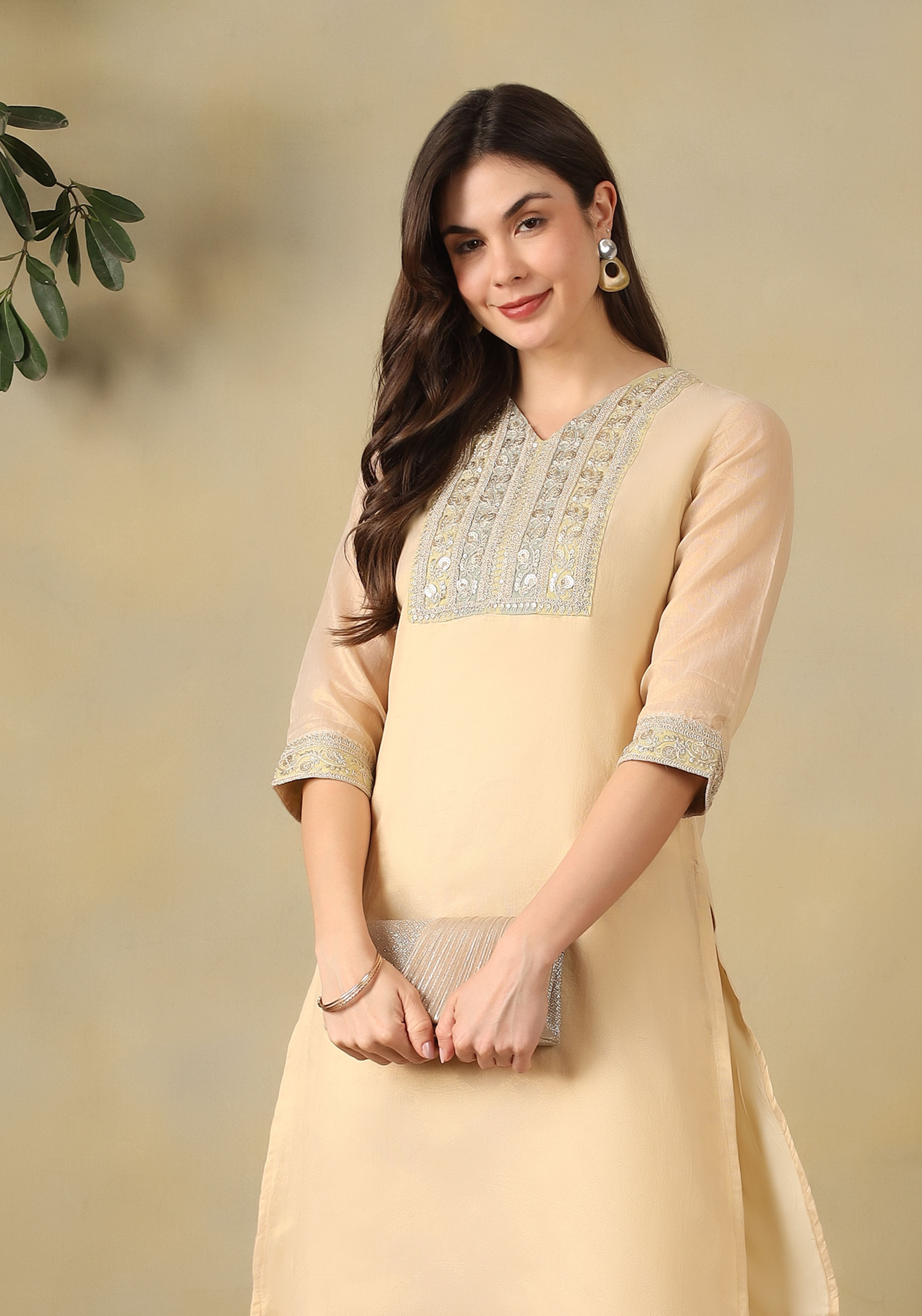 Cream Gayatrika Kurta Set