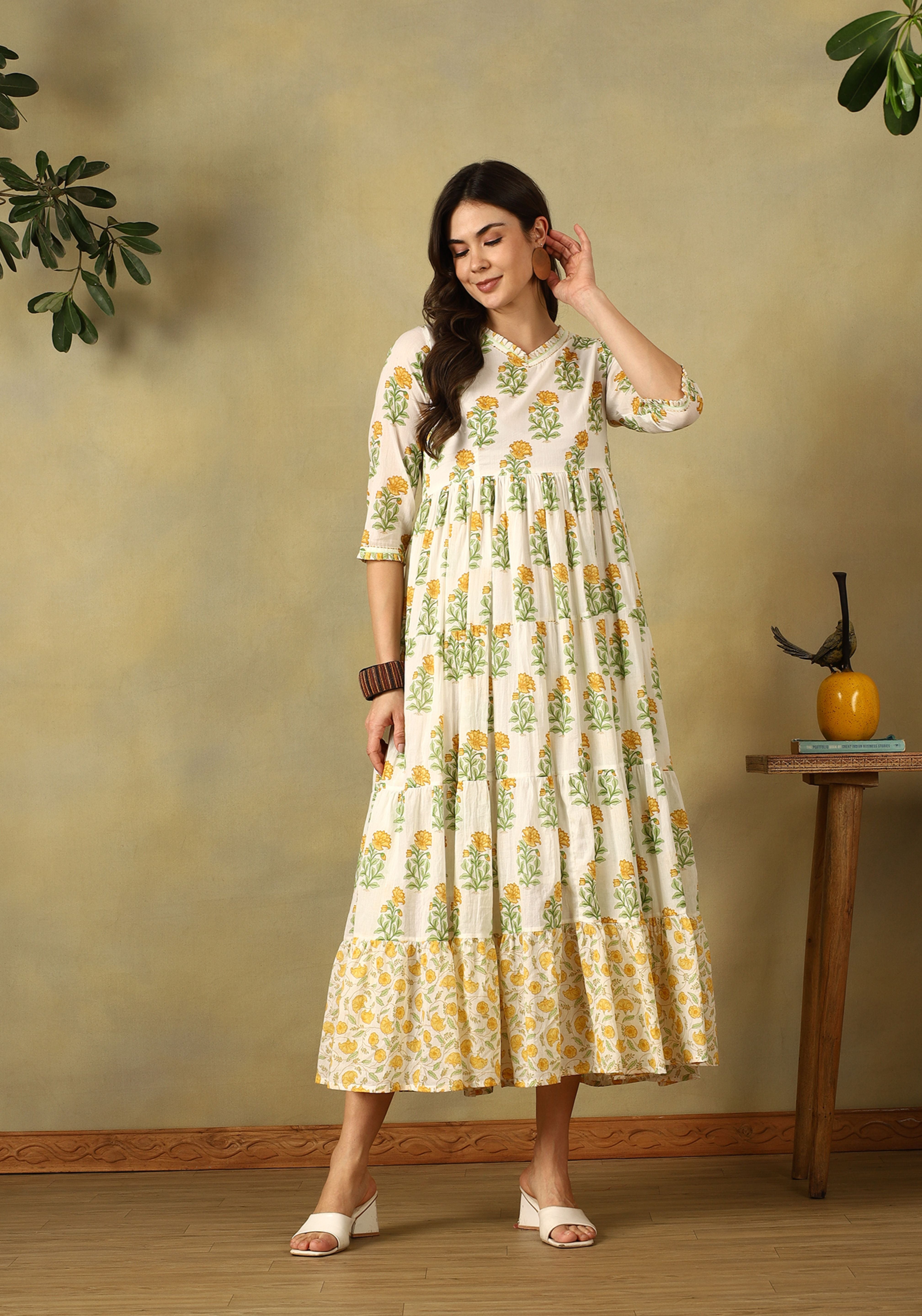 Off-White Sanvi Tiered Anarkali Dress