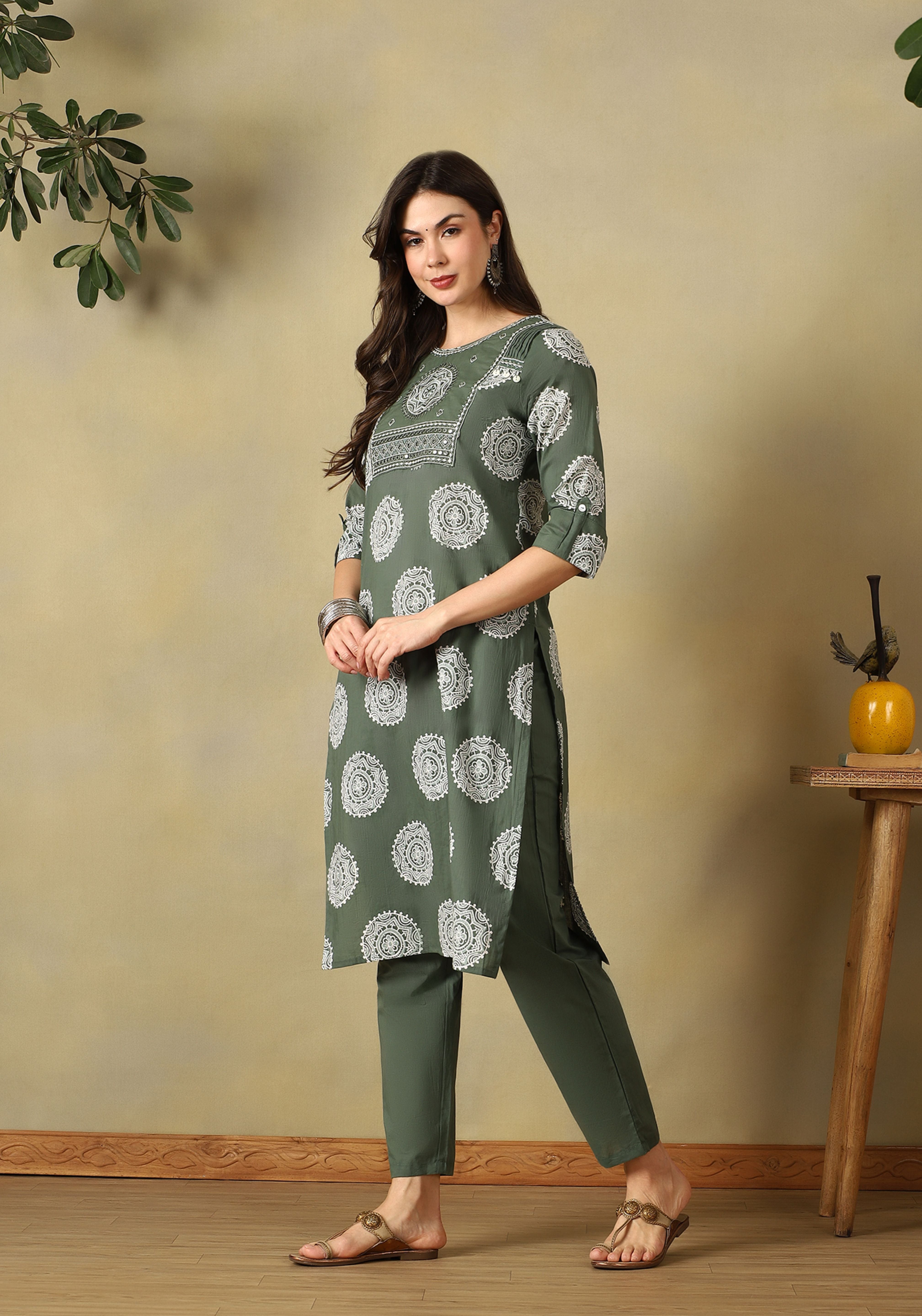 Olive Mandala Jiya Straight Suit Set