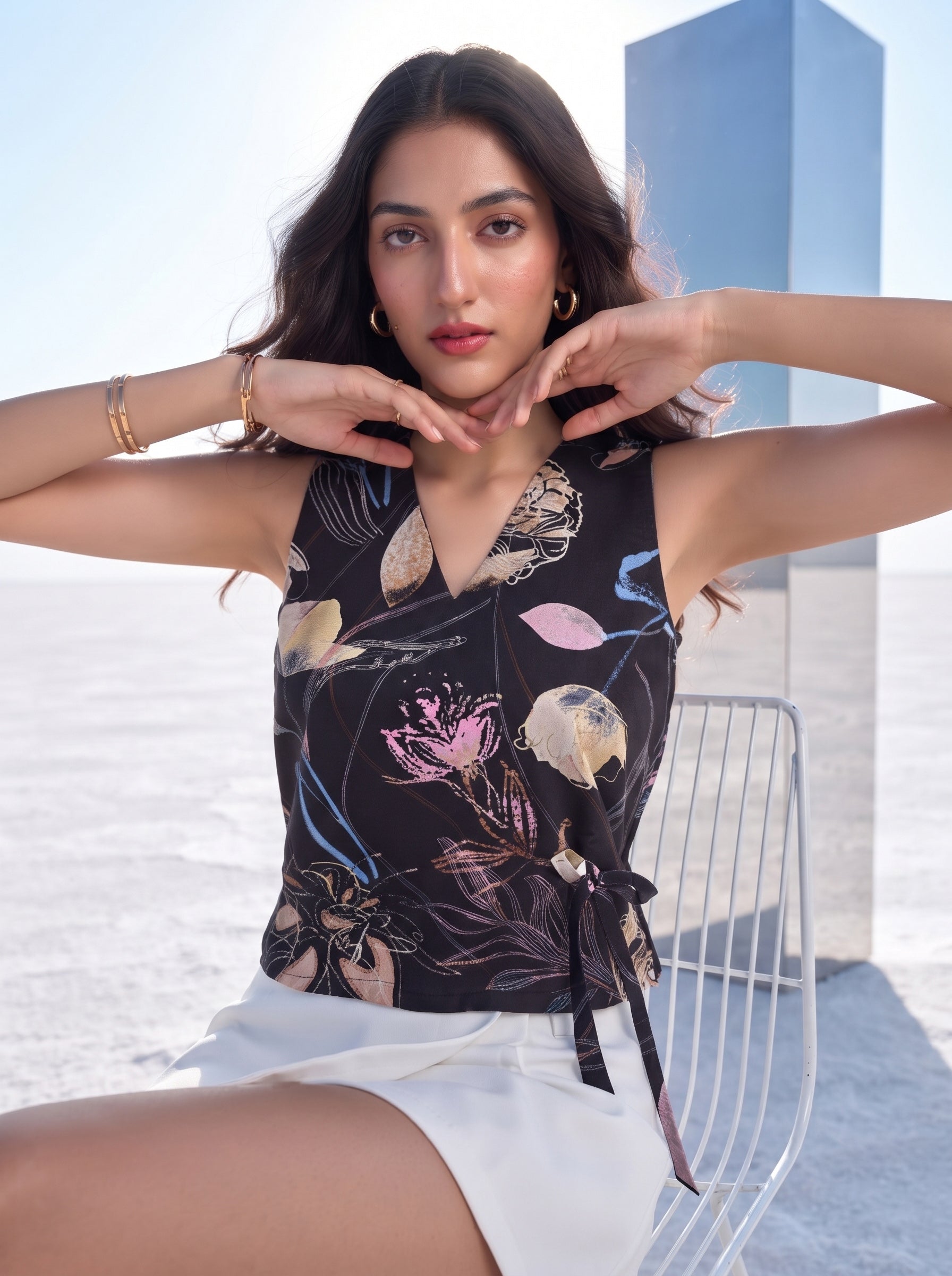Rayon Noir Botanical Top