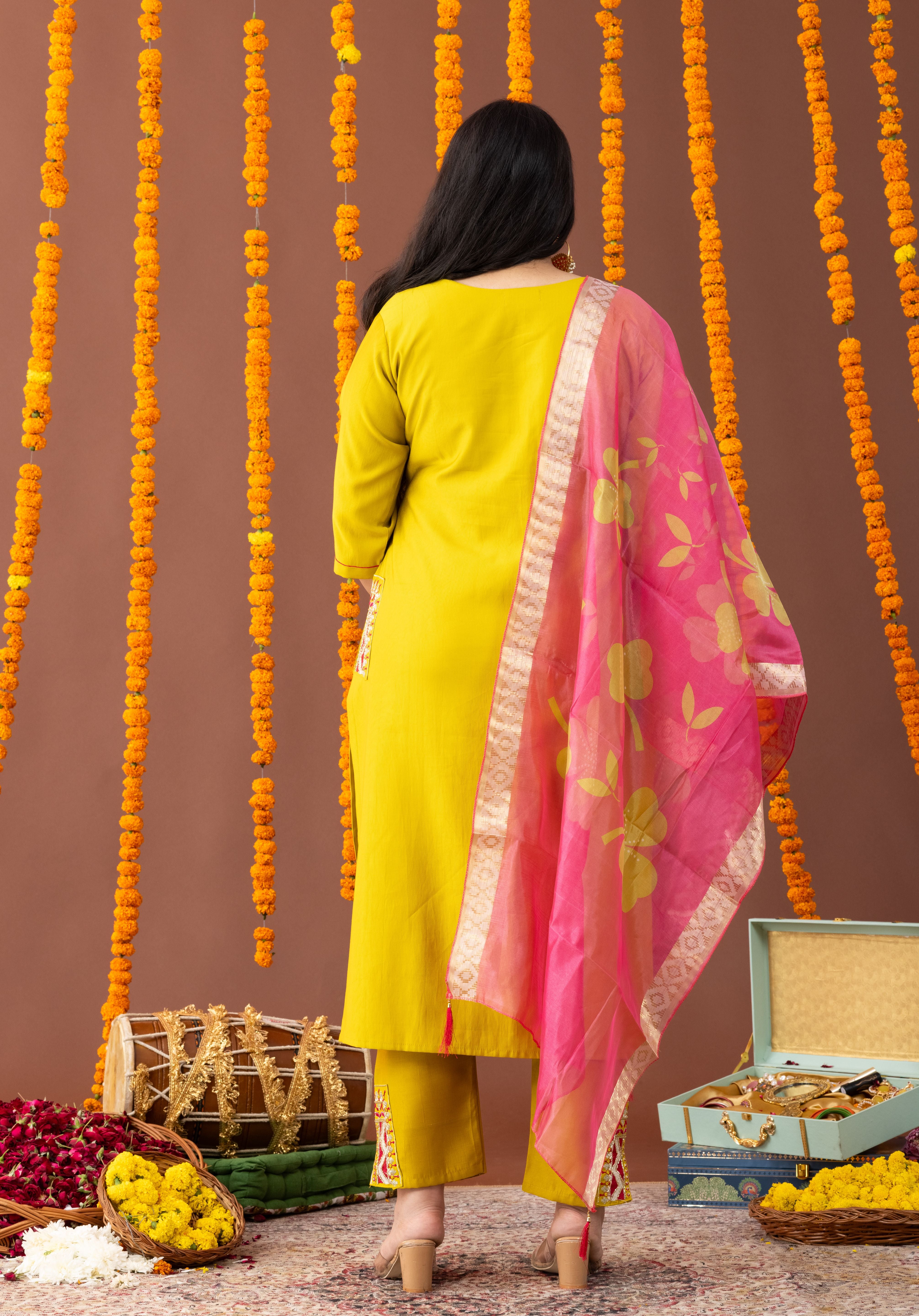 Shagun 3-Piece Dupatta Set