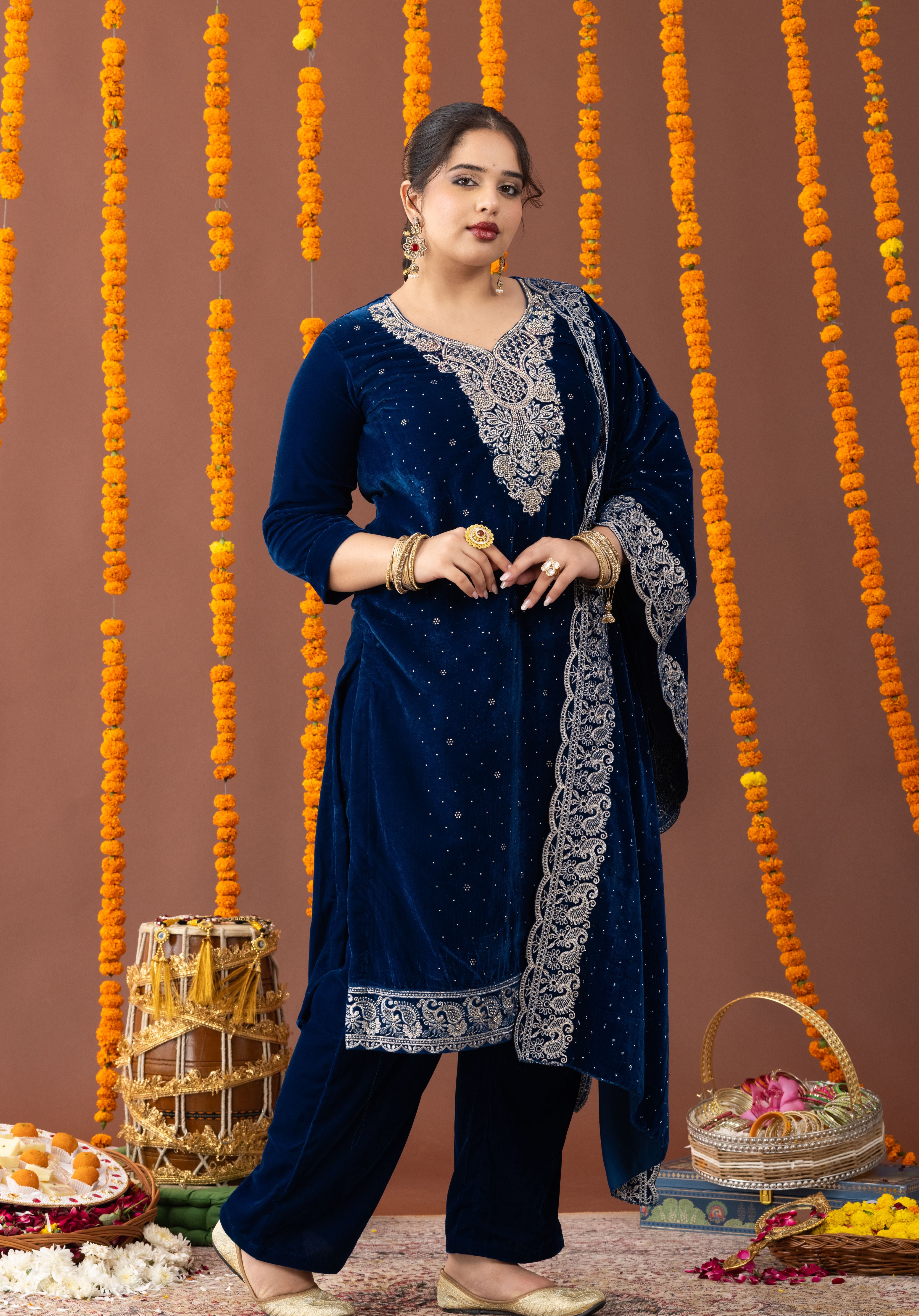 The Makhmal Velvet Festive Set