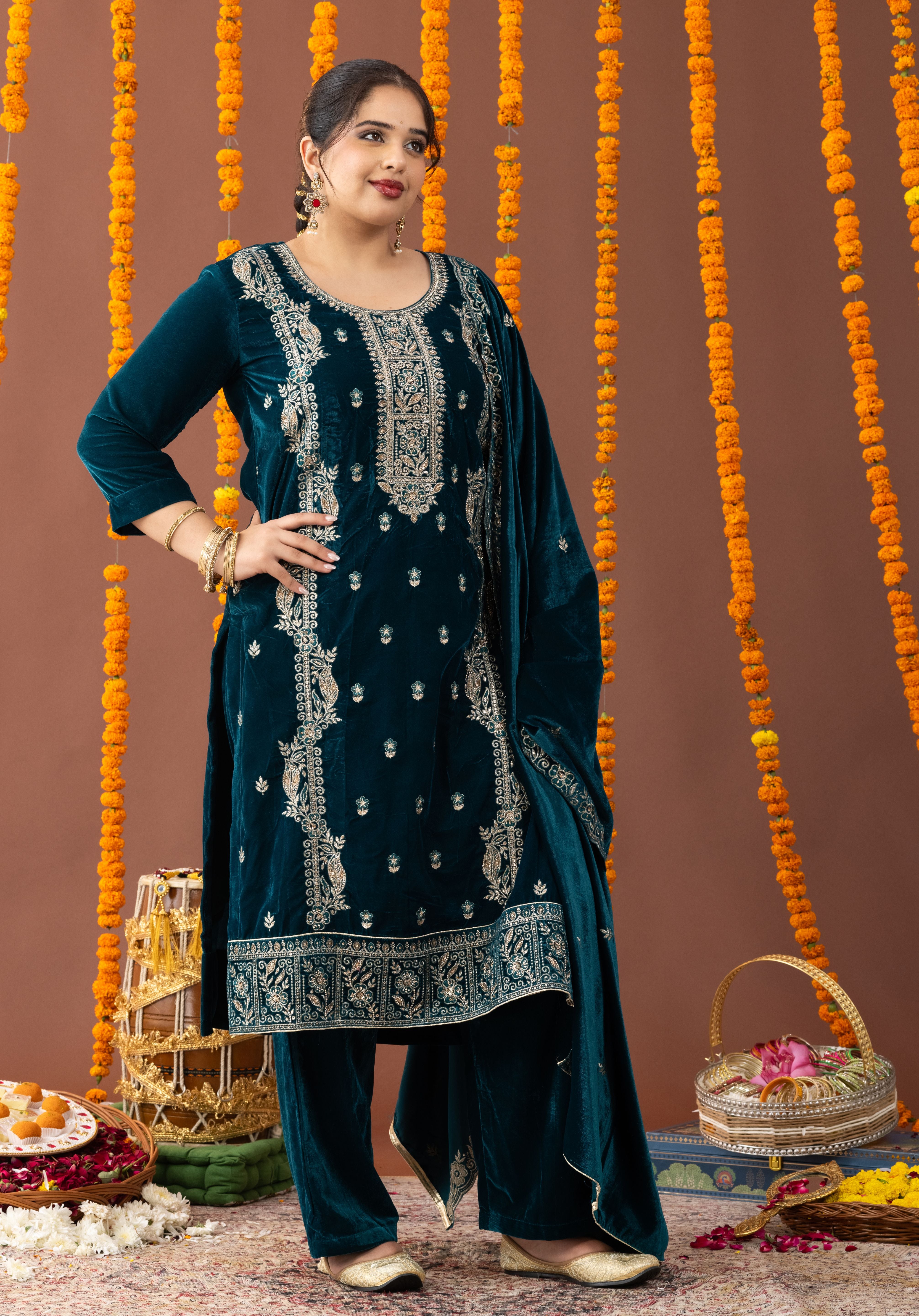 Kashmiri Velvet 3 Piece Suit Set