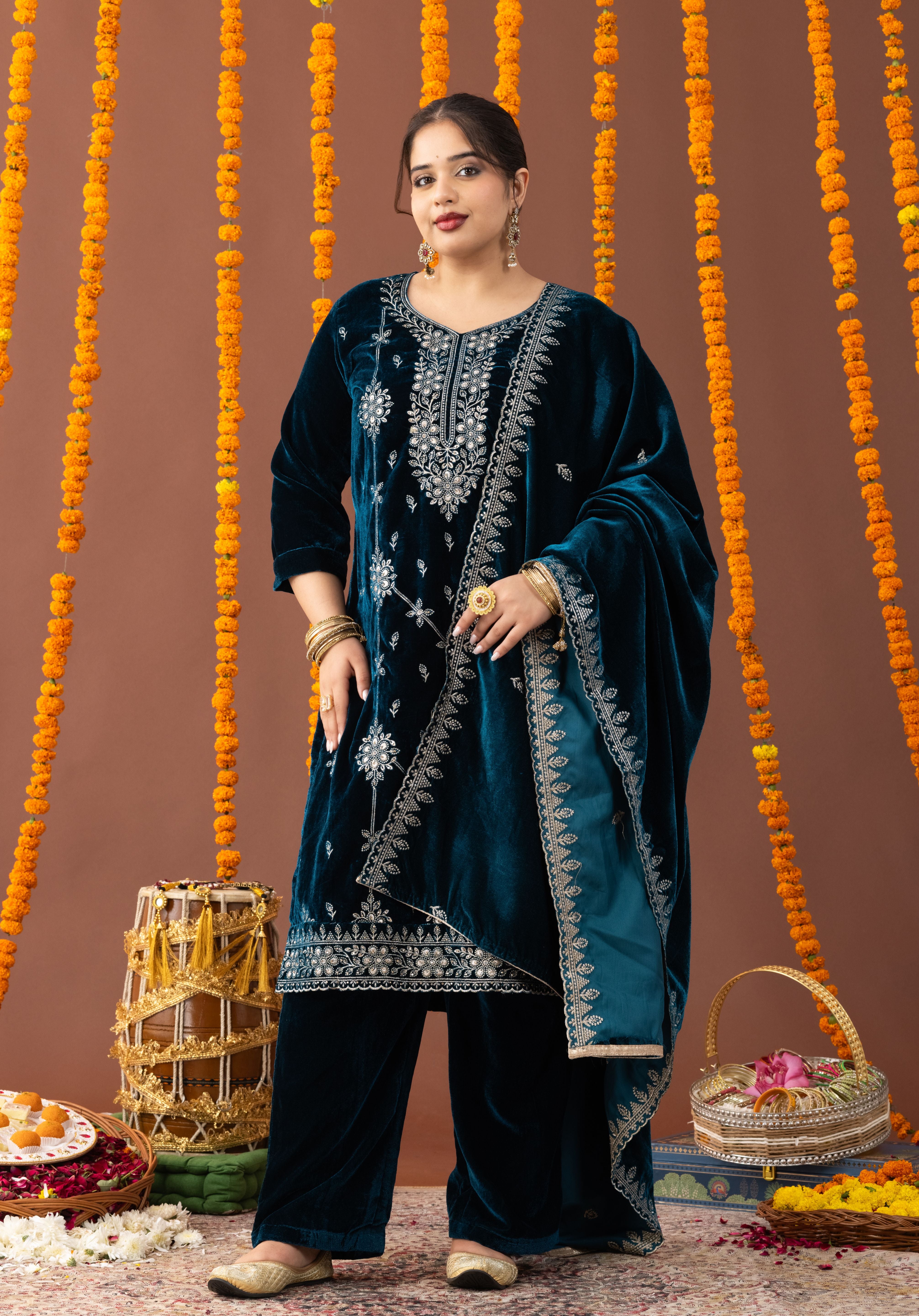 Dua Velvet 3 Piece Suit Set