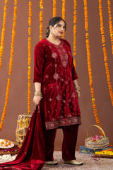 Hunar Velvet 3 Piece Suit Set