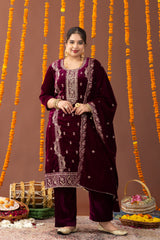 Kainaat Velvet 3 Piece Suit Set