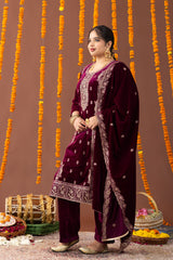 Kainaat Velvet 3 Piece Suit Set