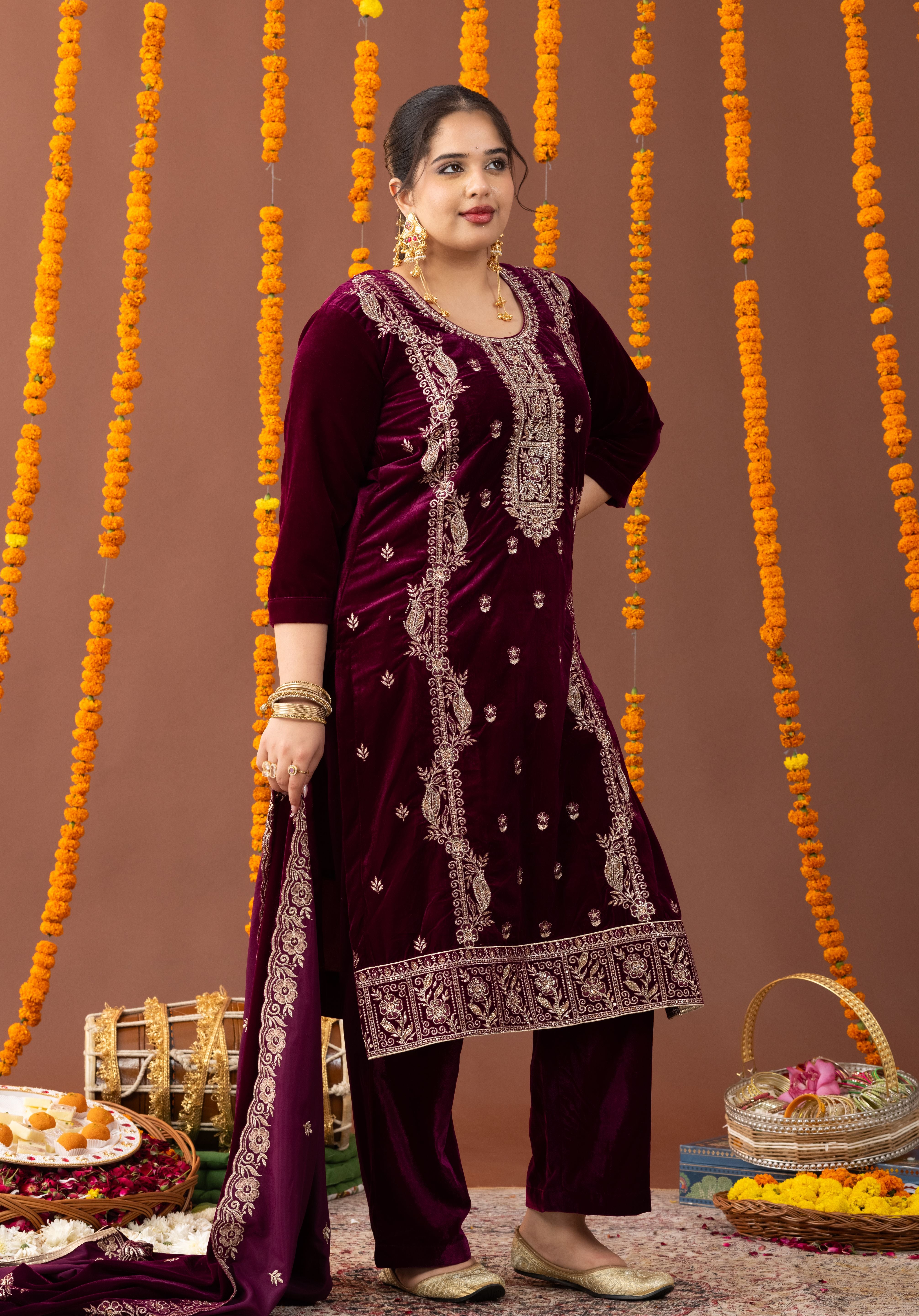 Kainaat Velvet 3 Piece Suit Set