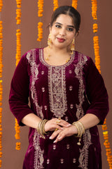 Kainaat Velvet 3 Piece Suit Set