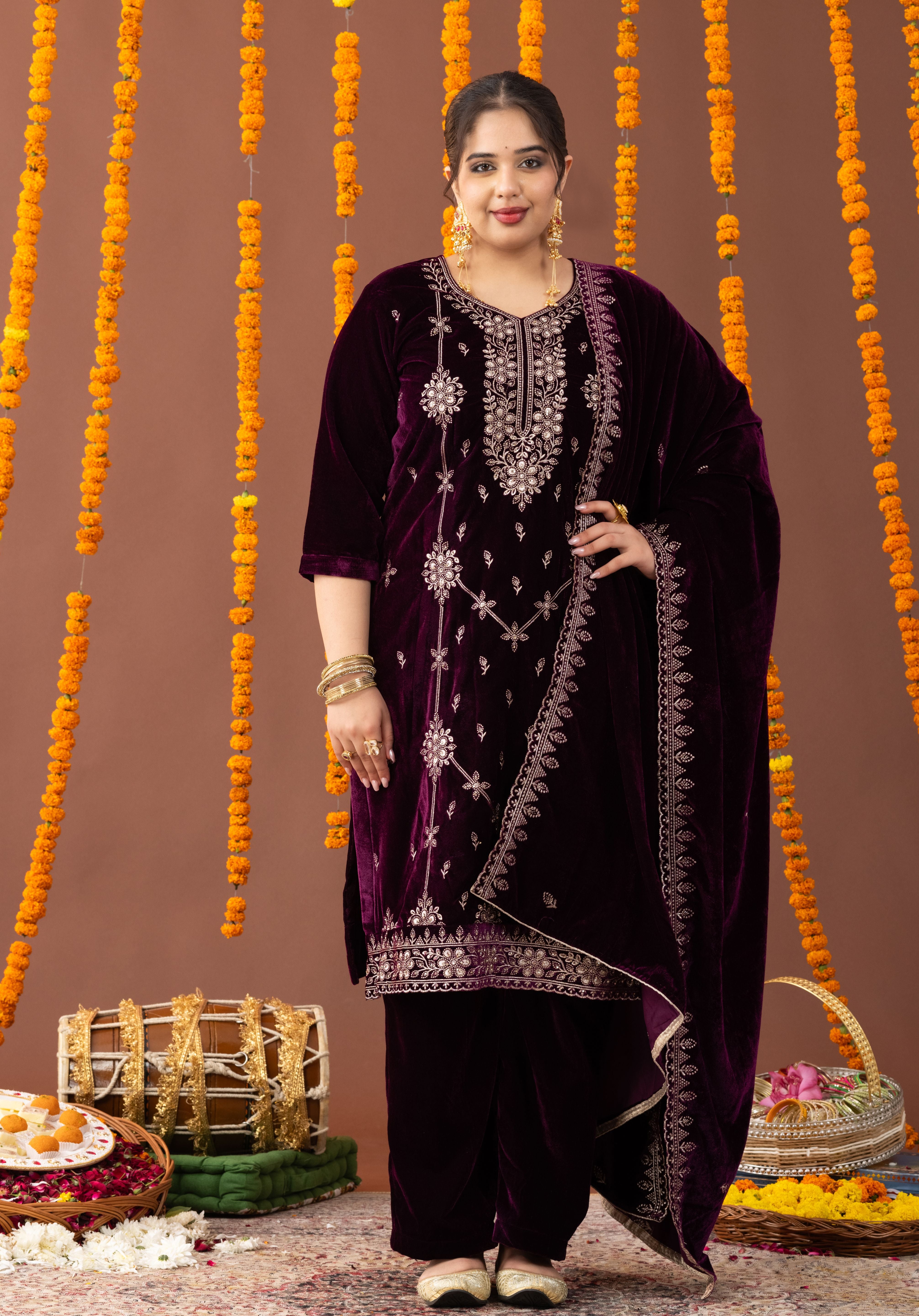 Anum Velvet 3 Piece Suit Set