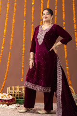 Mahnoor Velvet 3 Piece Suit Set
