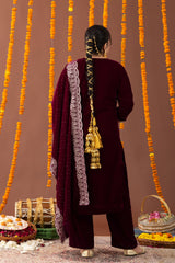 Mahnoor Velvet 3 Piece Suit Set