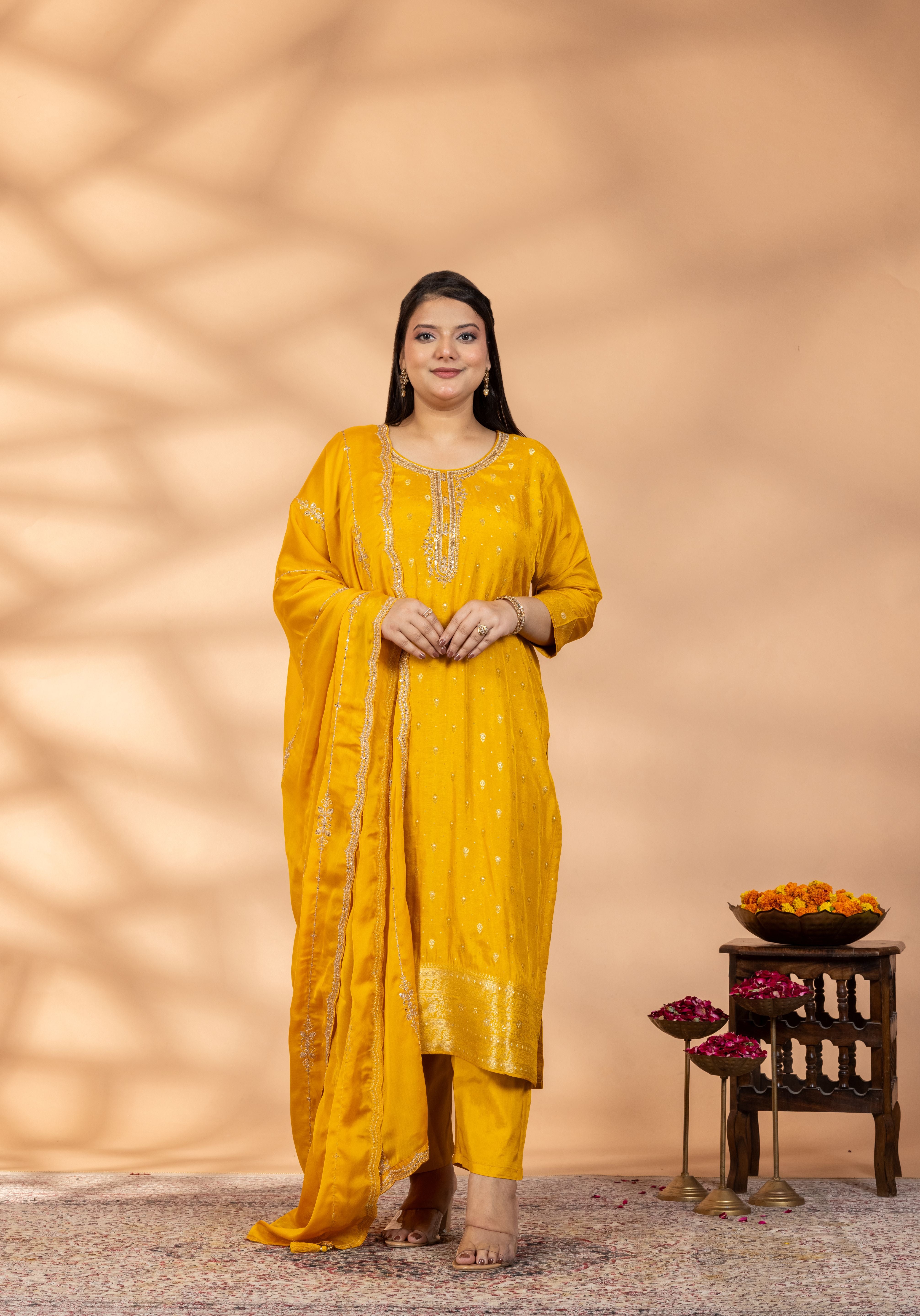 Sunehri Bahar Kurta Set
