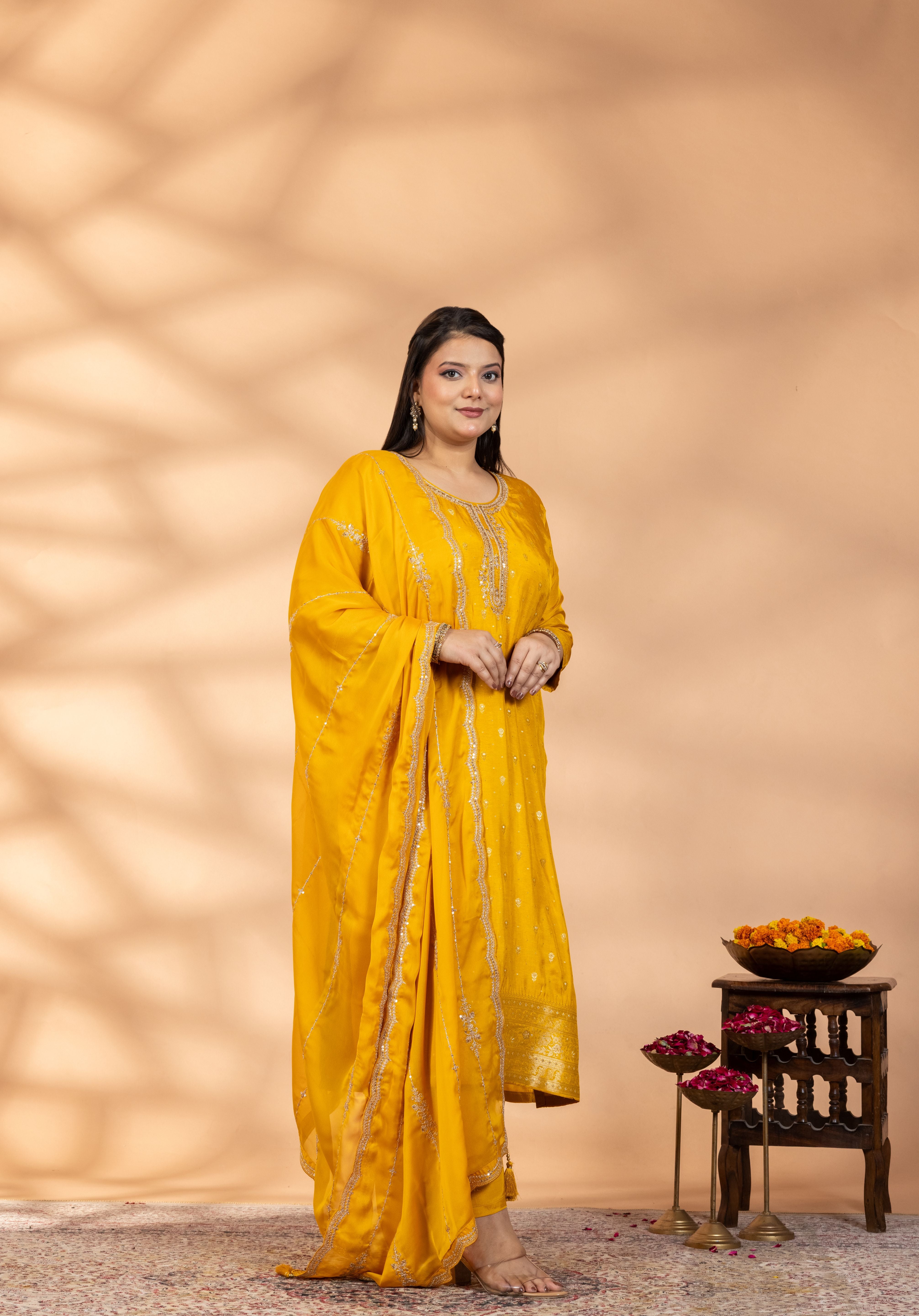 Sunehri Bahar Kurta Set