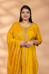 Sunehri Bahar Kurta Set