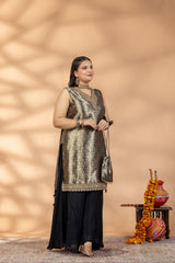 Kohinoor Kurta Set with potli