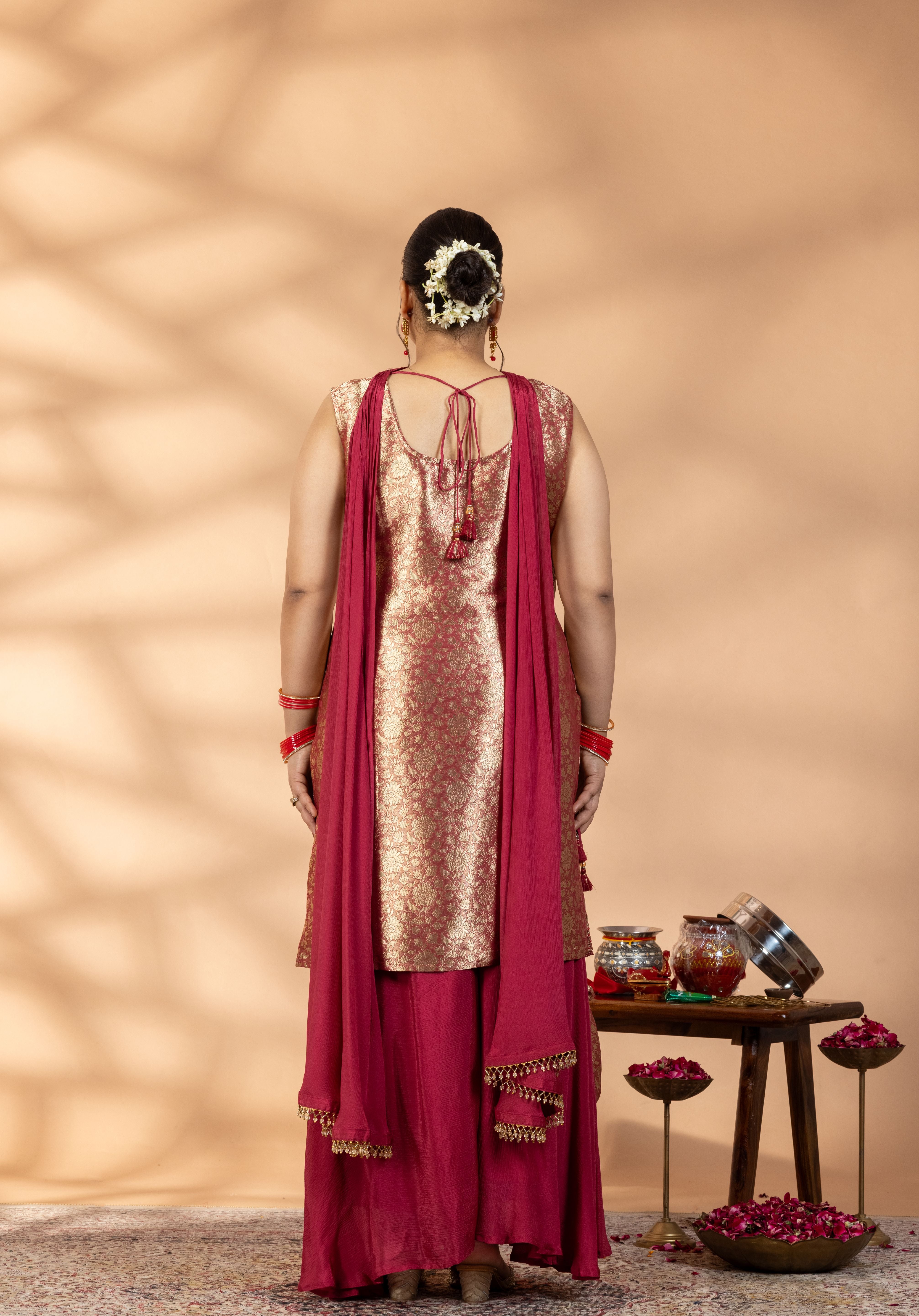 Ruhani Kurta Set with potl