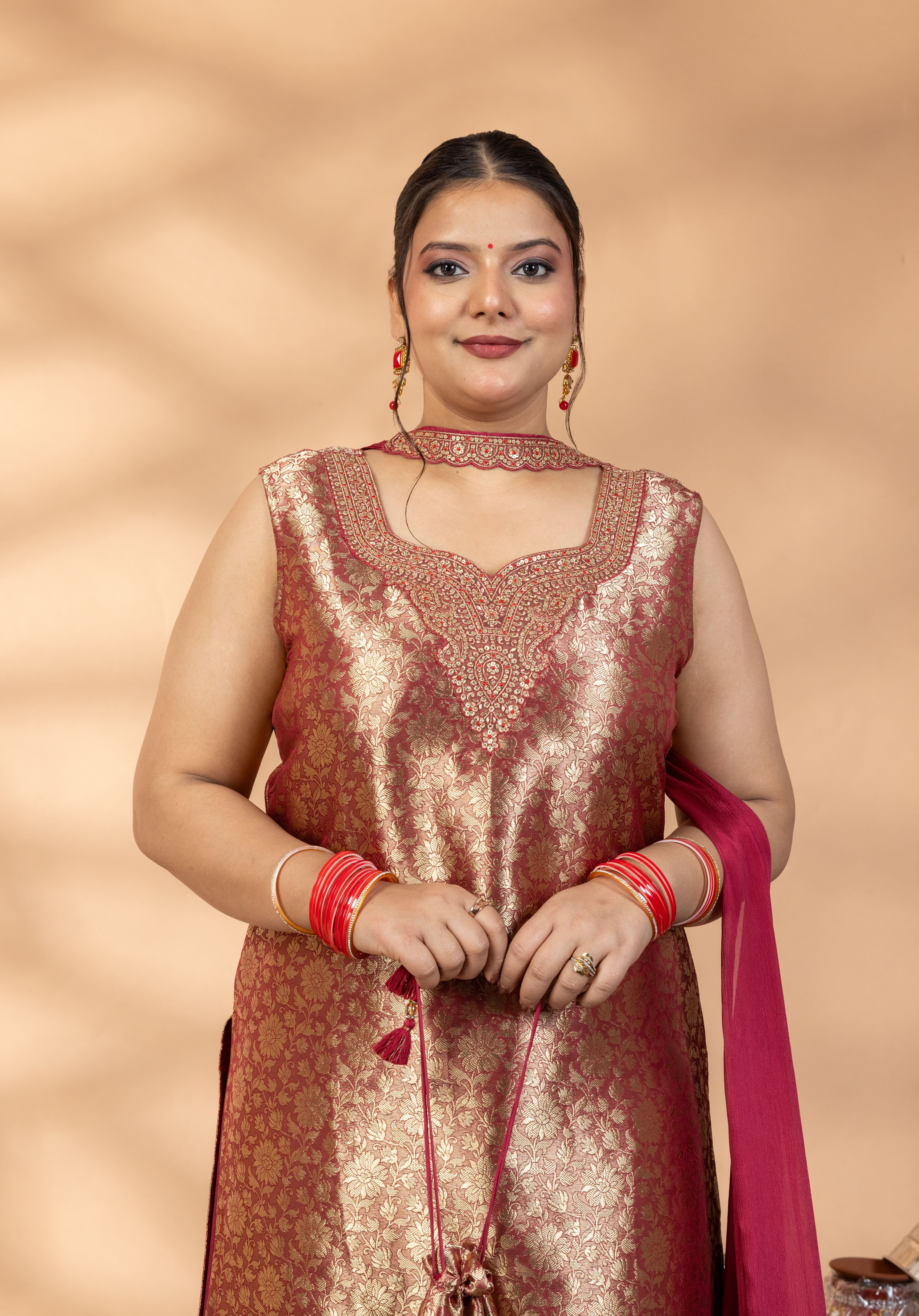 Ruhani Kurta Set with potl