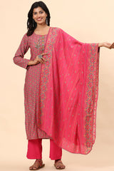 Elegance Unstitched: Classic Kurta Set Pink