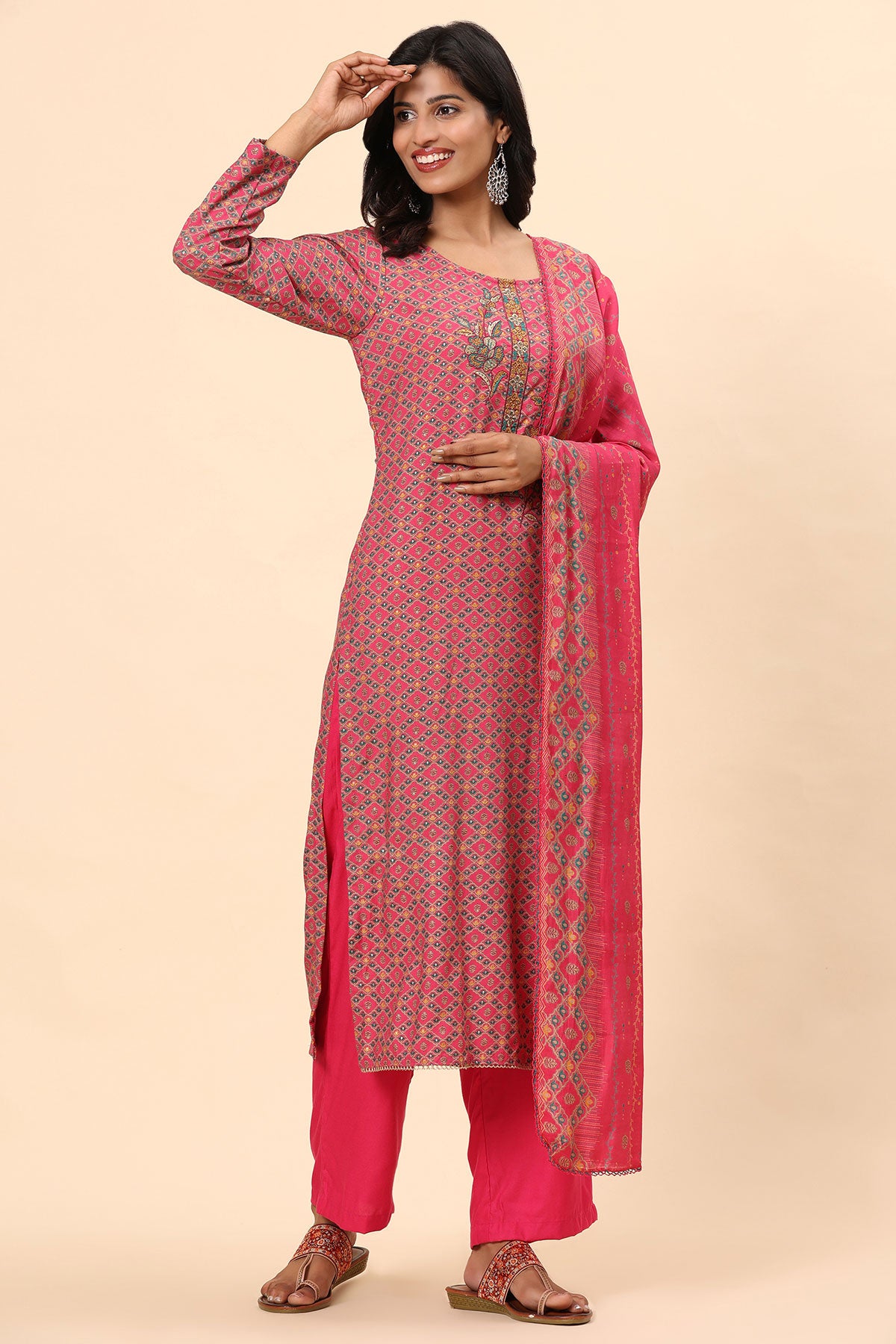 Elegance Unstitched: Classic Kurta Set Pink