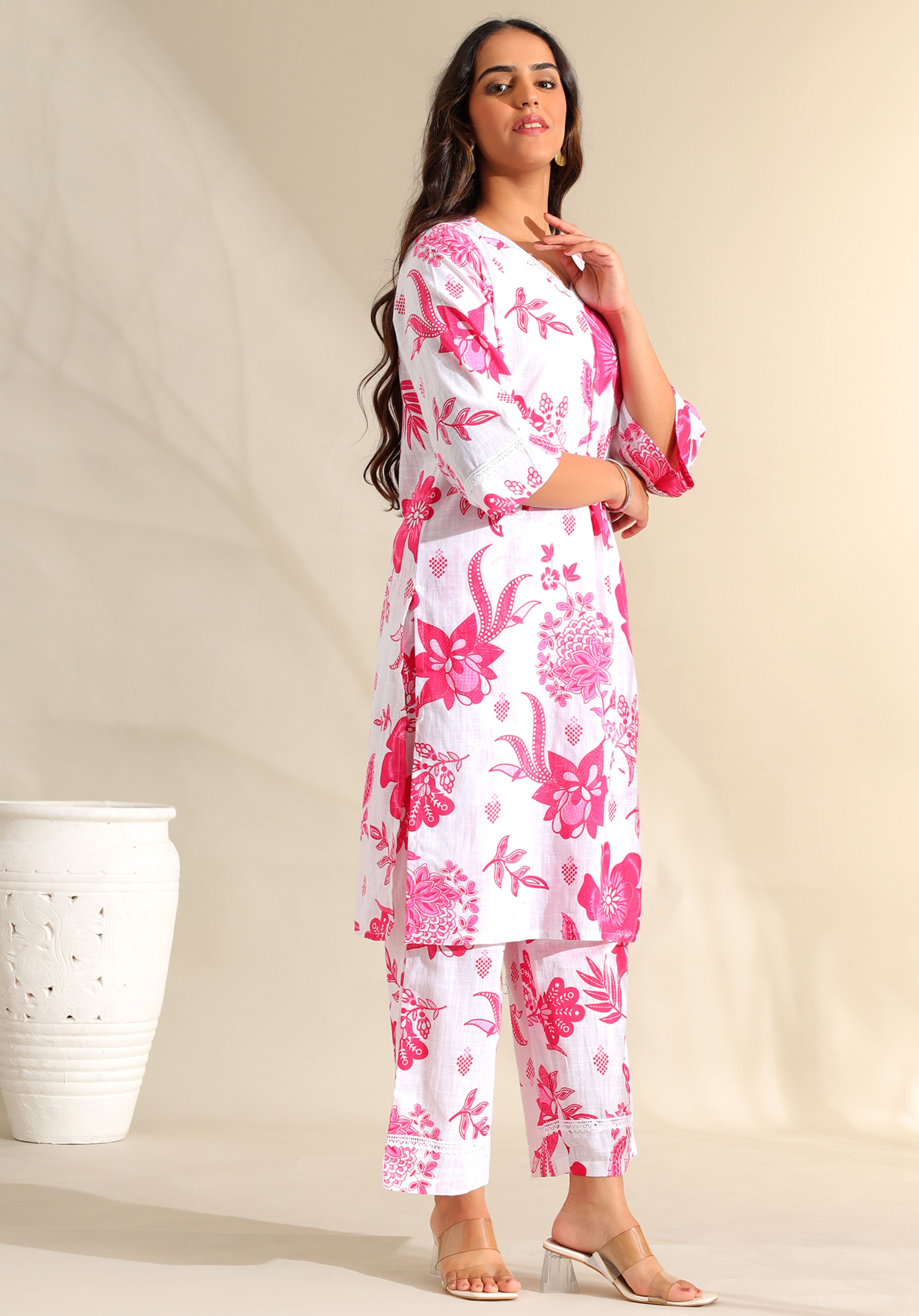 Jiya Magenta Bloom Kurta Set