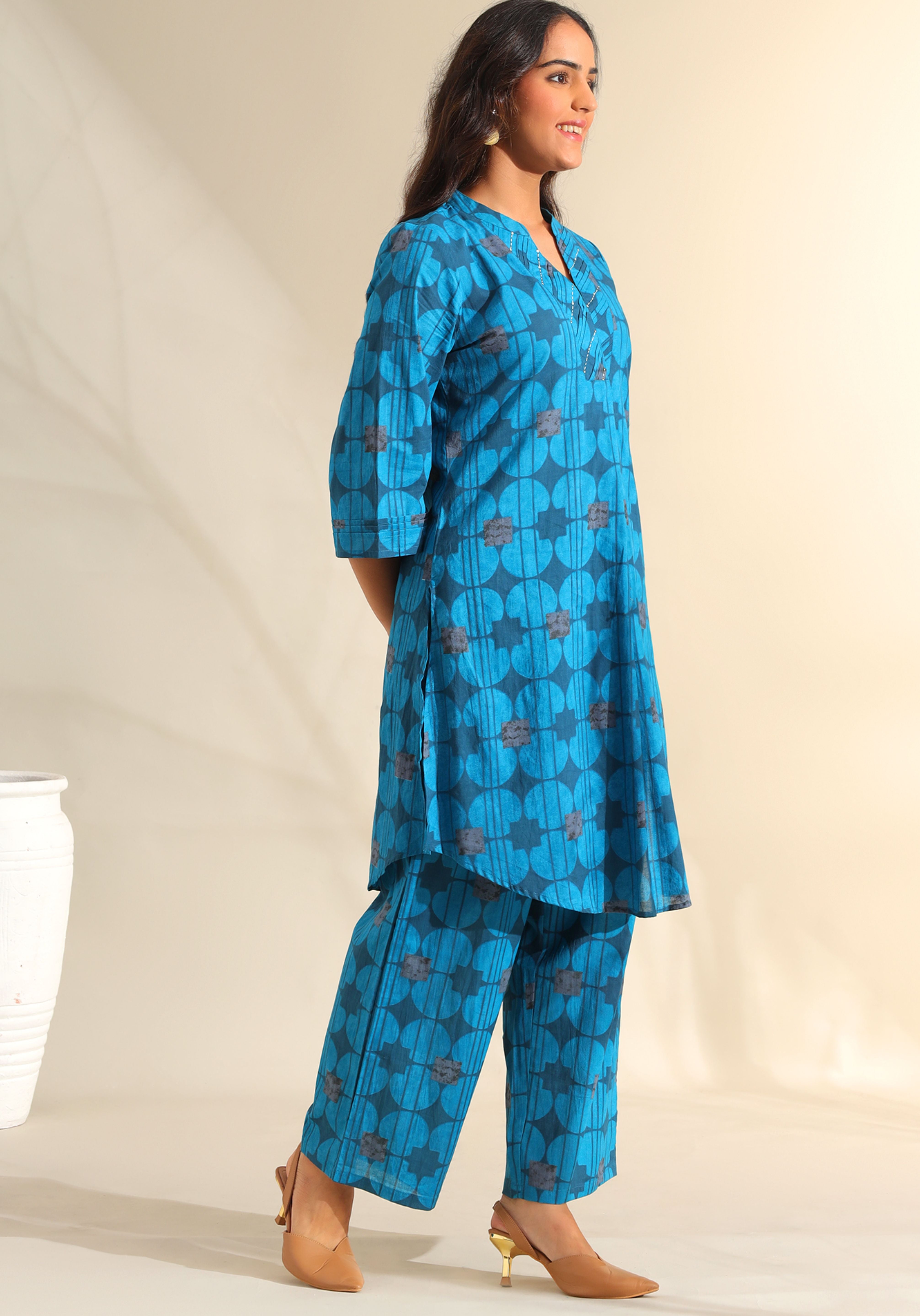 Reet Peacock Geometric Kurta Set