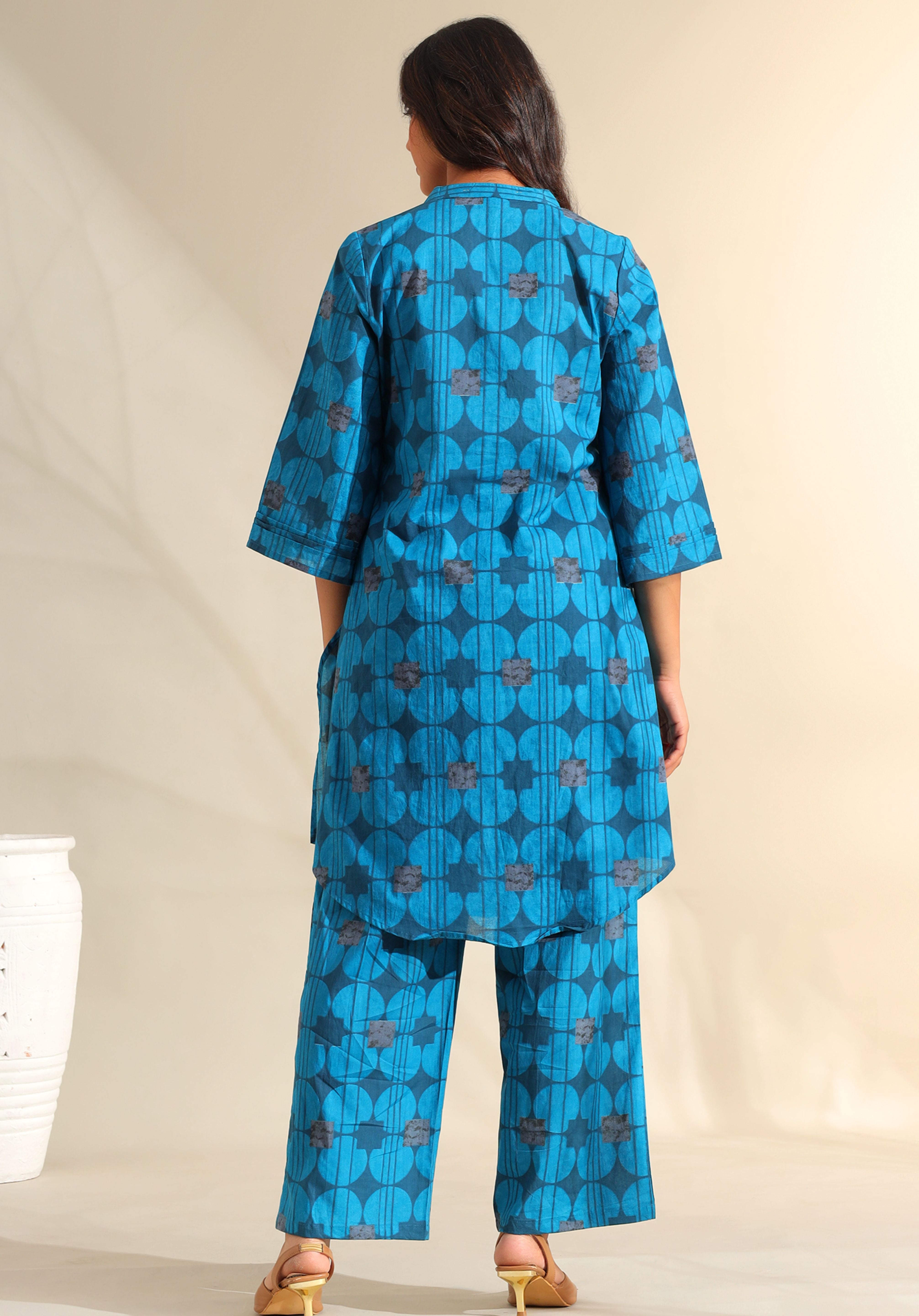 Reet Peacock Geometric Kurta Set