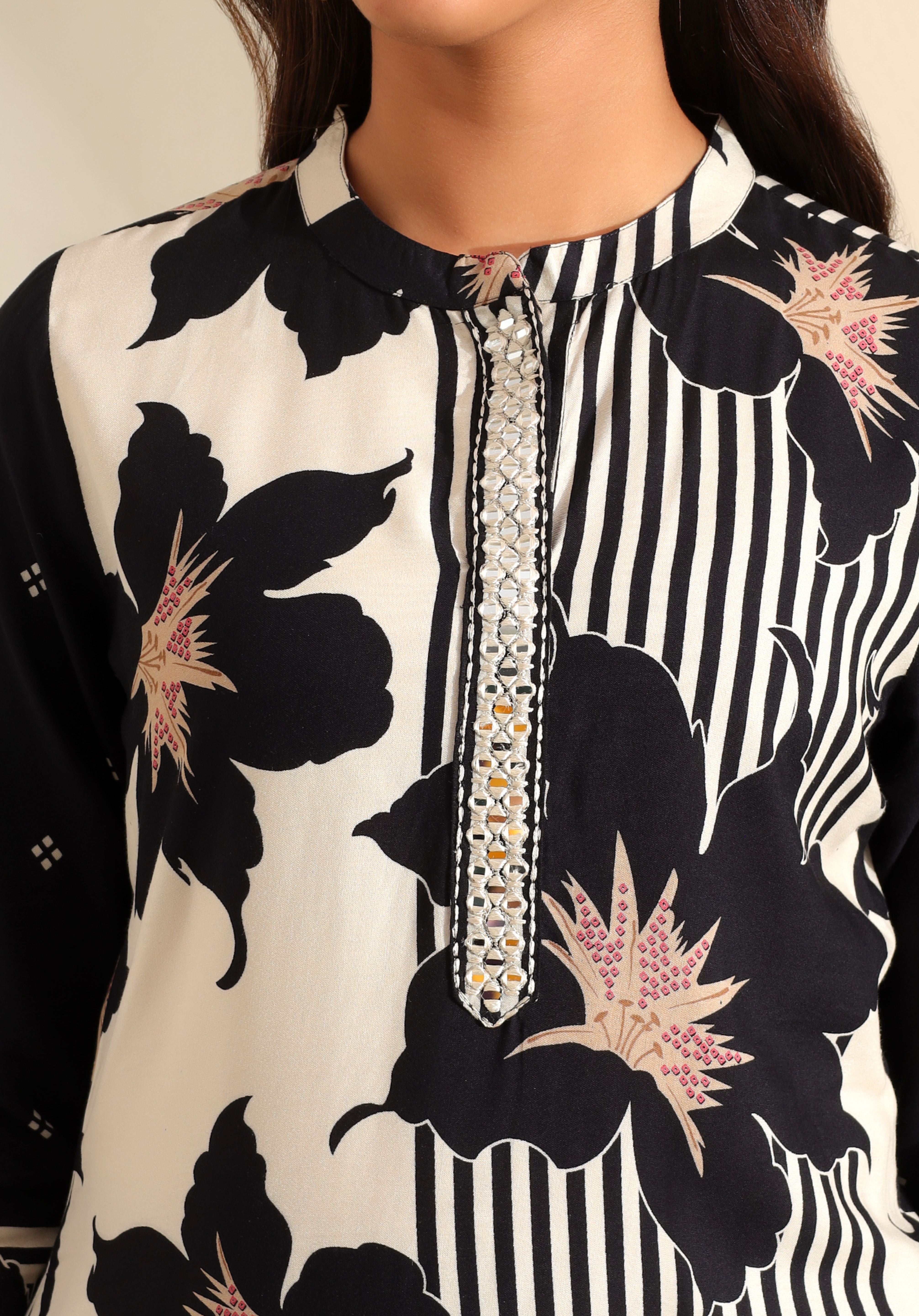 Tara Midnight Bloom Kurta Set