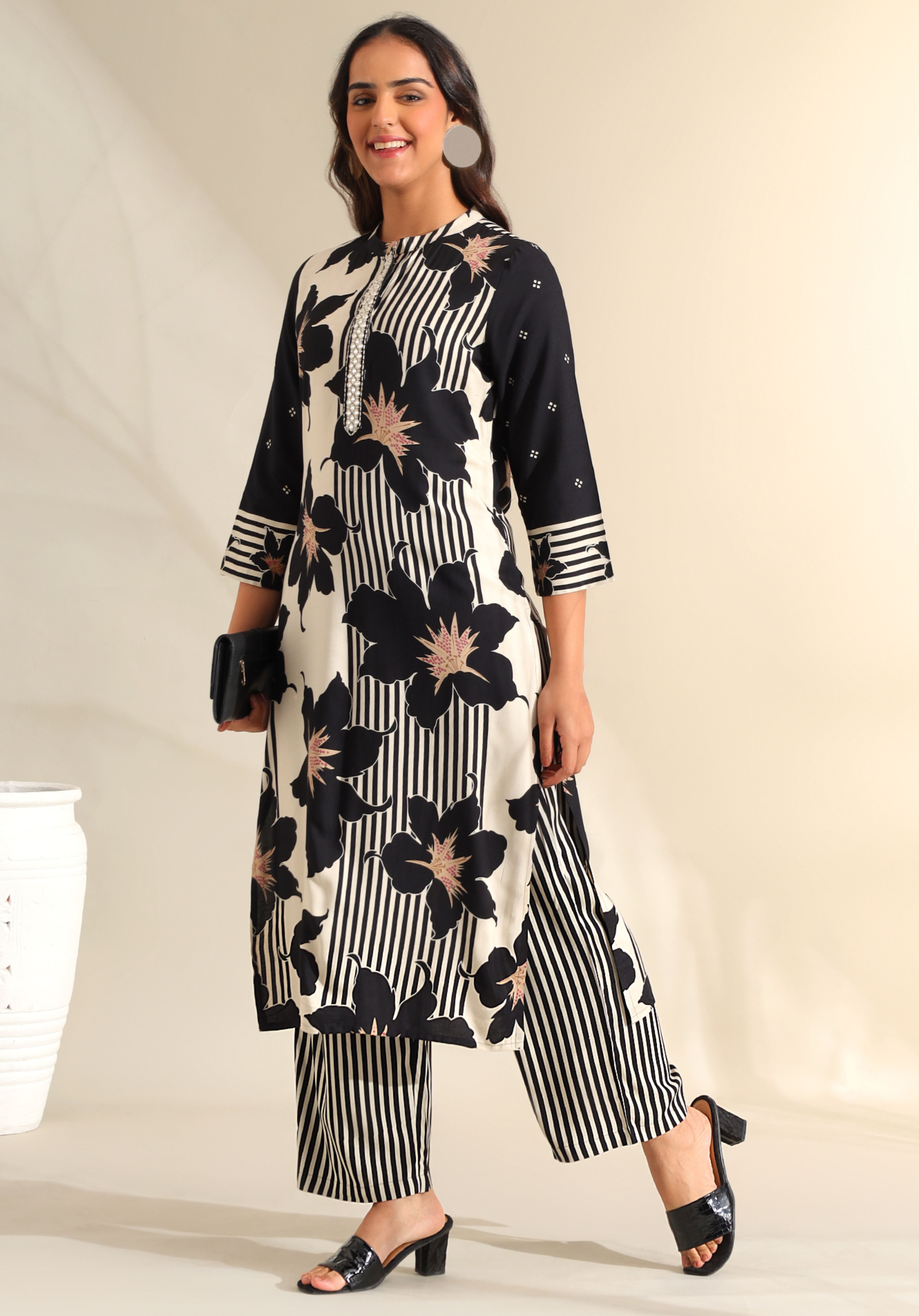 Tara Midnight Bloom Kurta Set