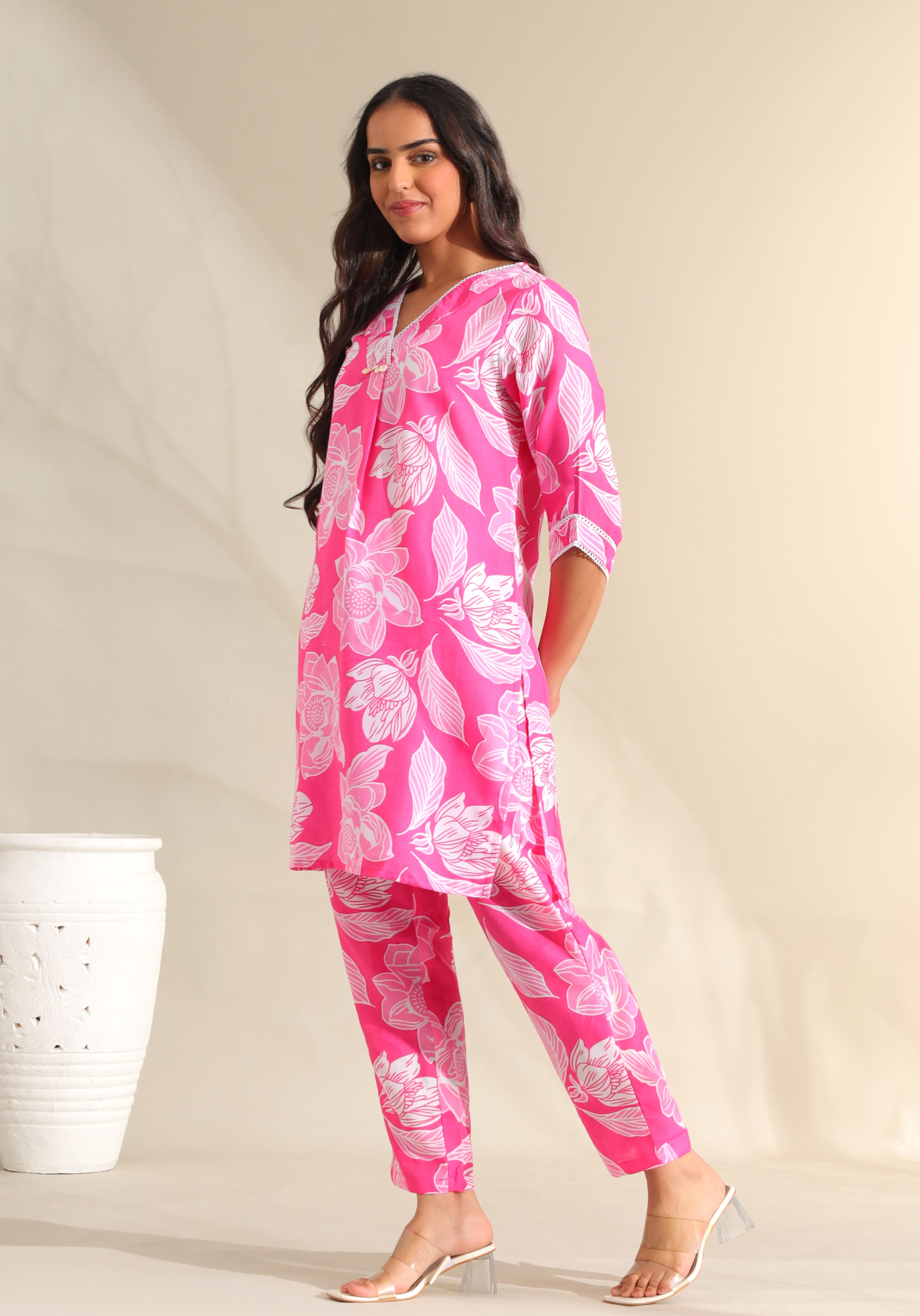 Mishti Bloom Kurta Set
