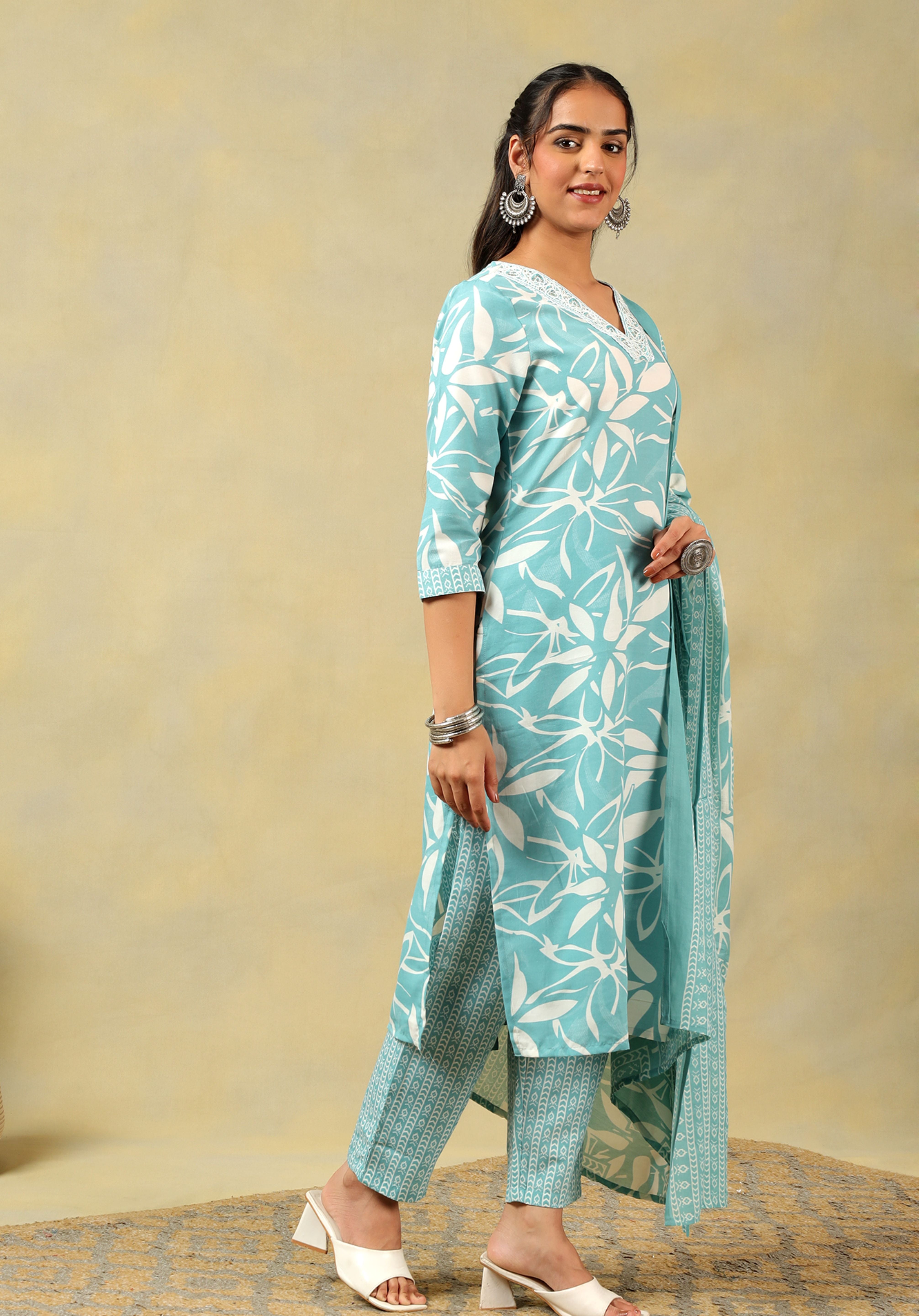 Diya Seafoam Leaf Suit Set