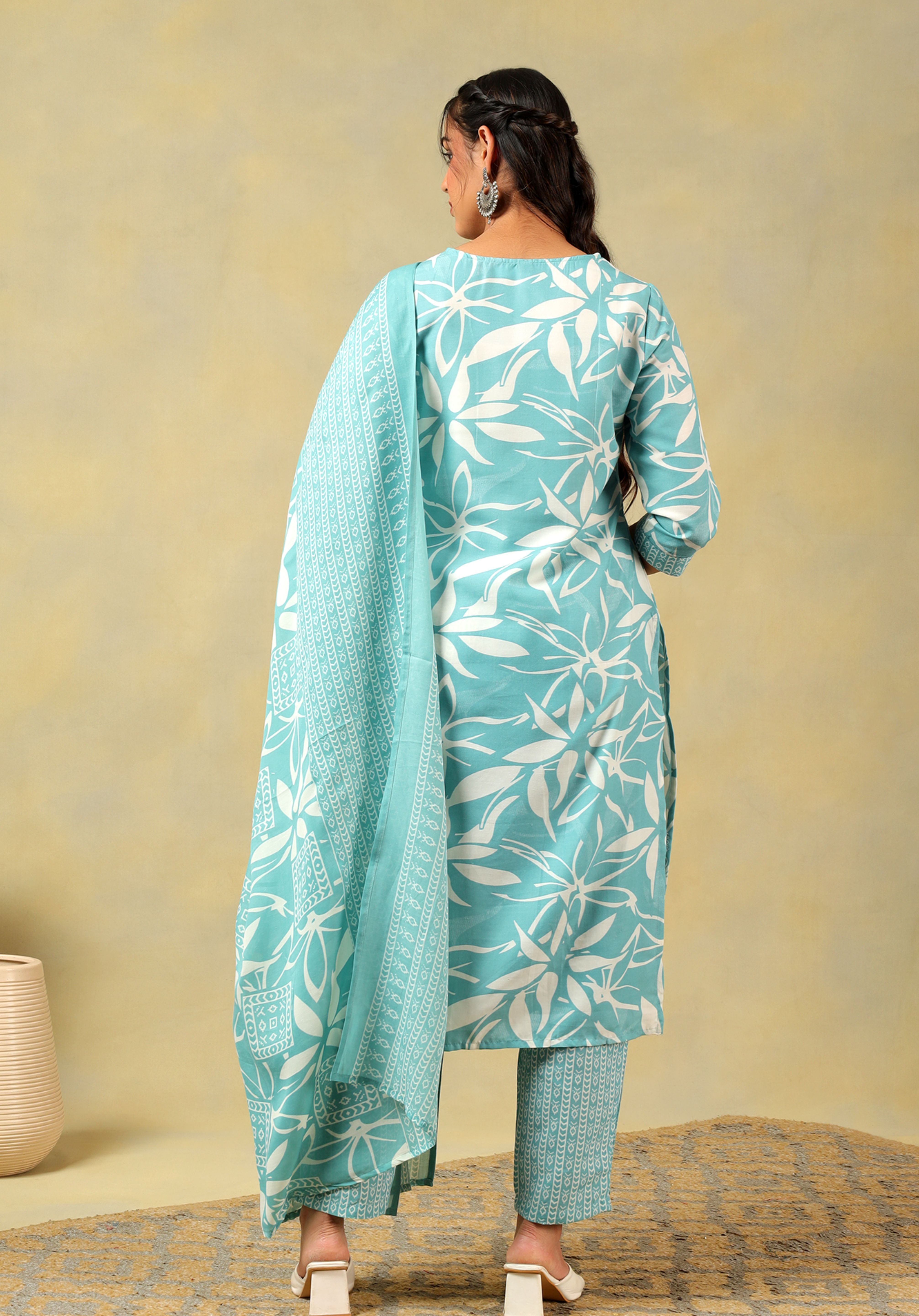 Diya Seafoam Leaf Suit Set