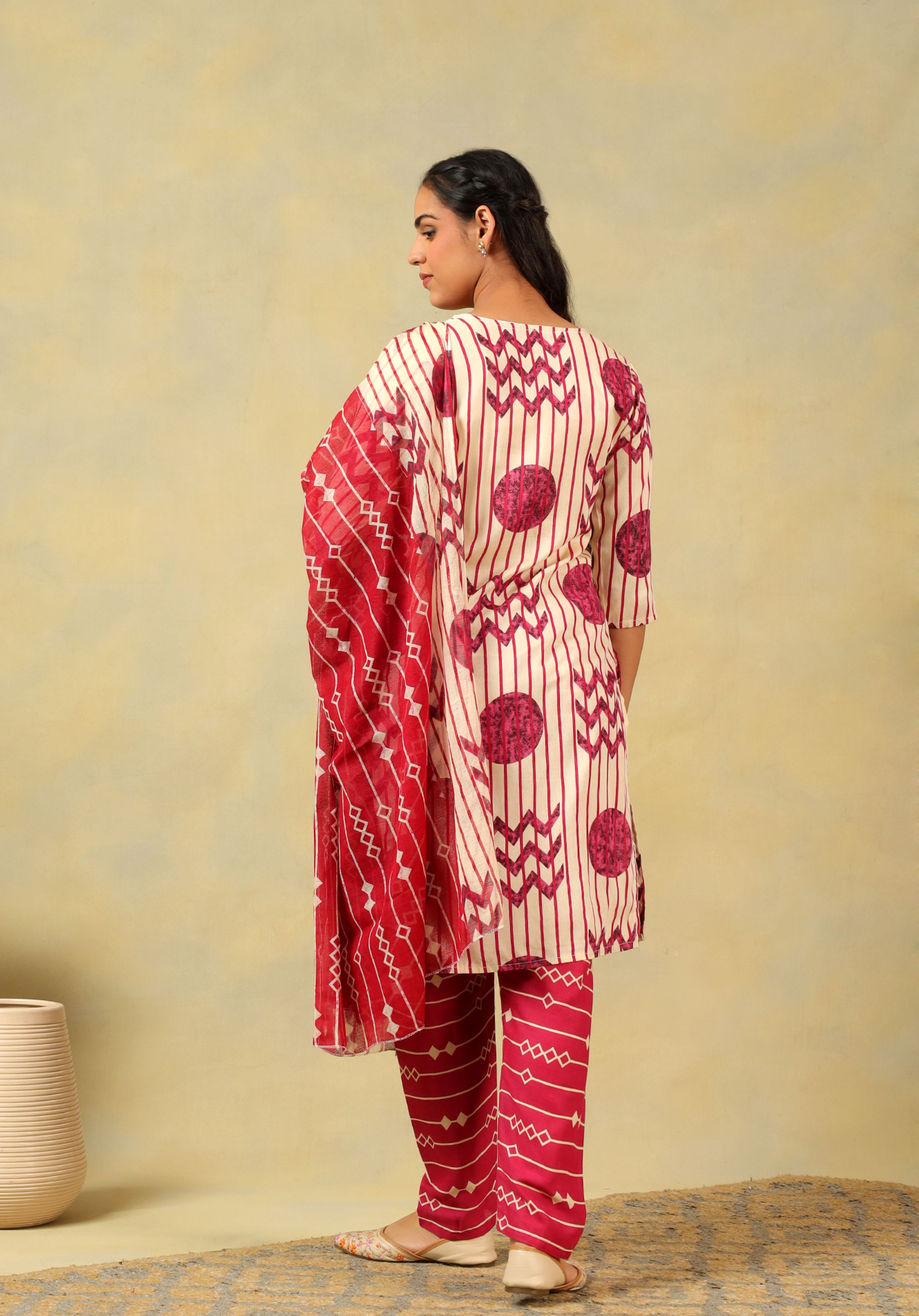 Saanvi Monochrome Geometric Block Print Suit Set