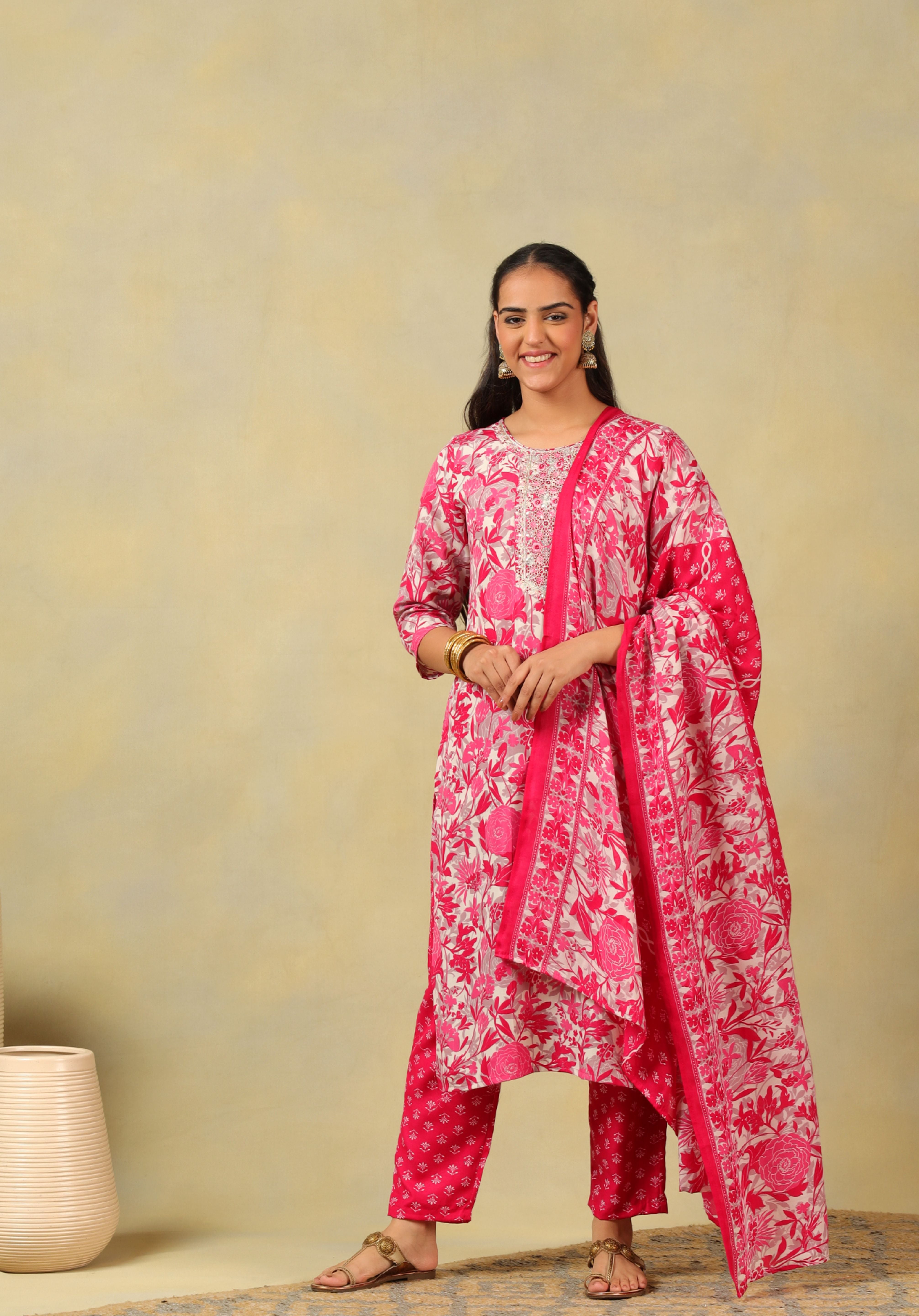 Ishwari Rani Rose Suit Set
