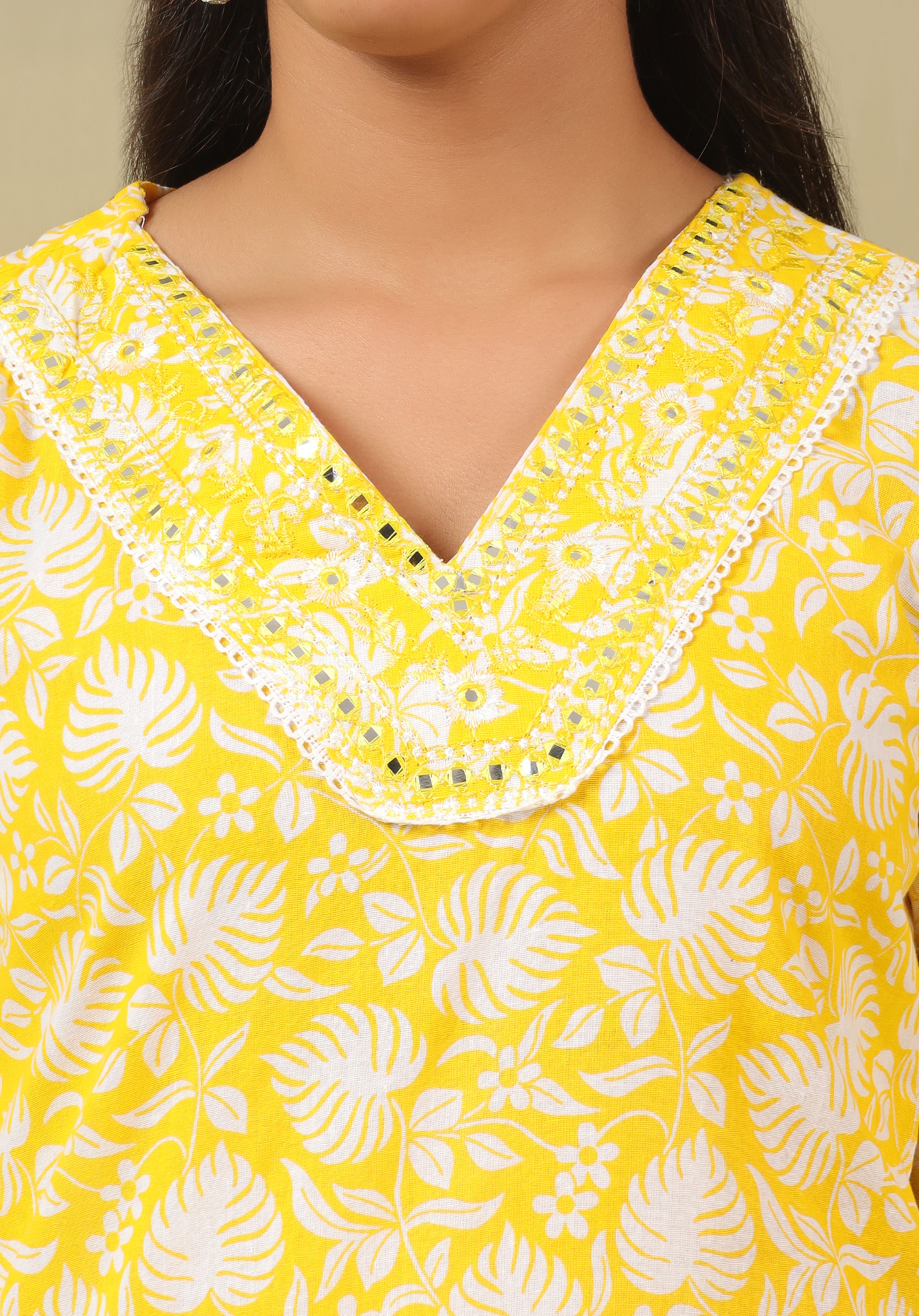 Myra Sunny Leafy Bloom Kurta Set