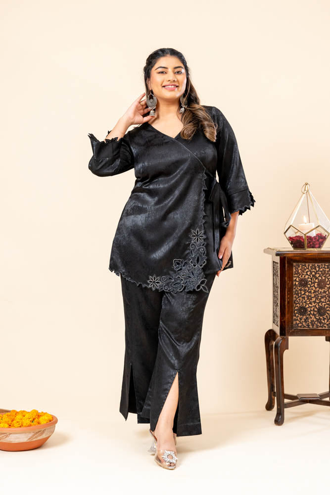 Gulistan Black Angrakha Set