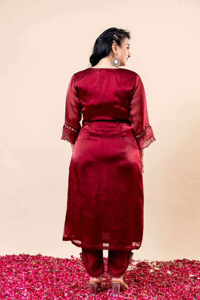 Gauhar Red V Neck Angrakha Kurti Set